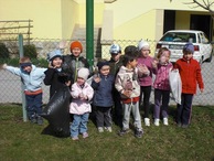 Očistimo Slovenijo 2012 - vrtec Motnik